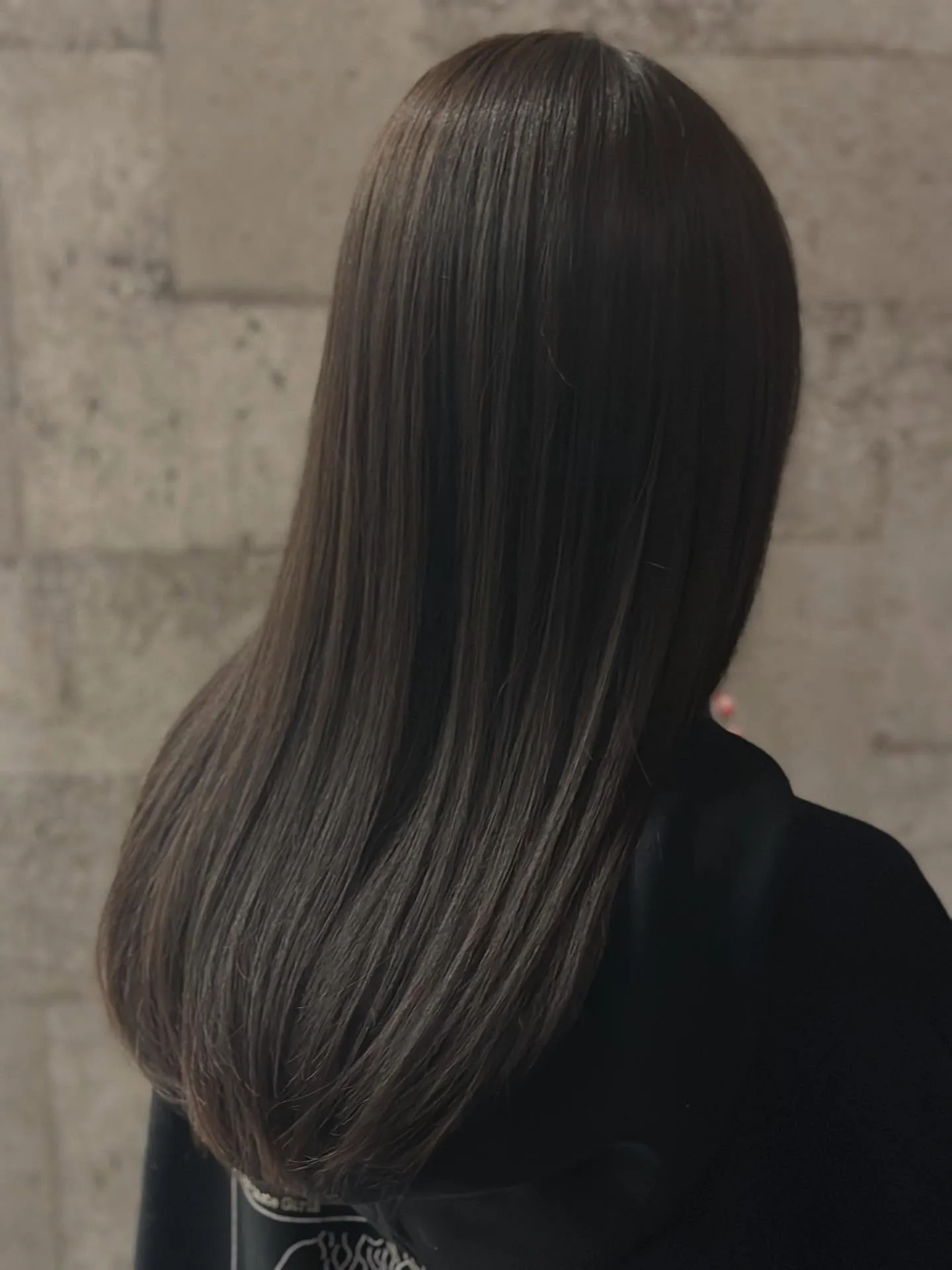 イルミナカラーは、髪に優しいダメージレスなカラーです💇♀️...